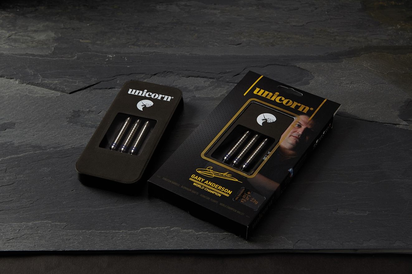 Unicorn Phase 3 World Champion Gary Anderson Steeldart 21g,23g,25g,27g